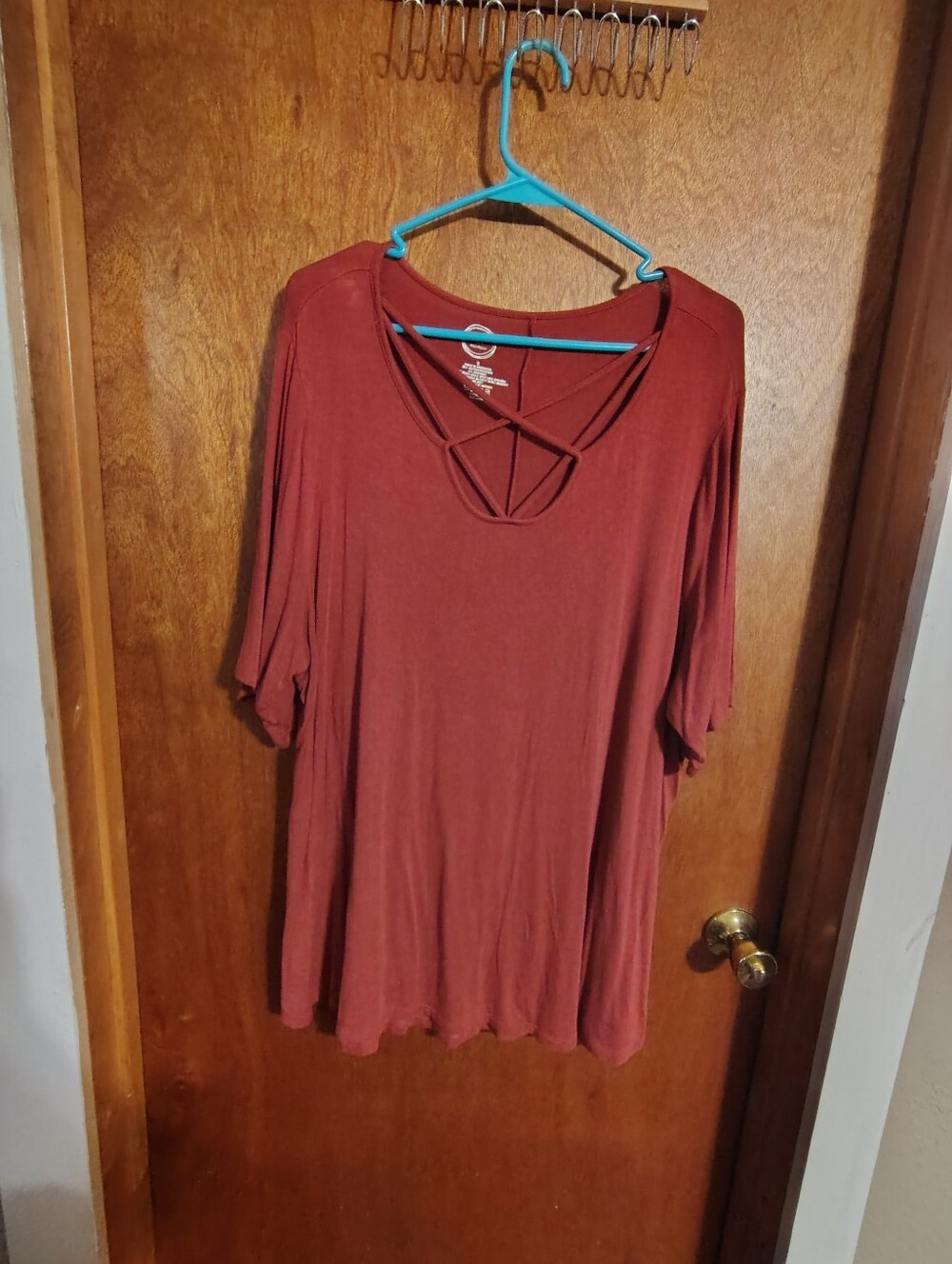 Women's Short Sleeve Crisscross V-Neck Tee in Rust Red